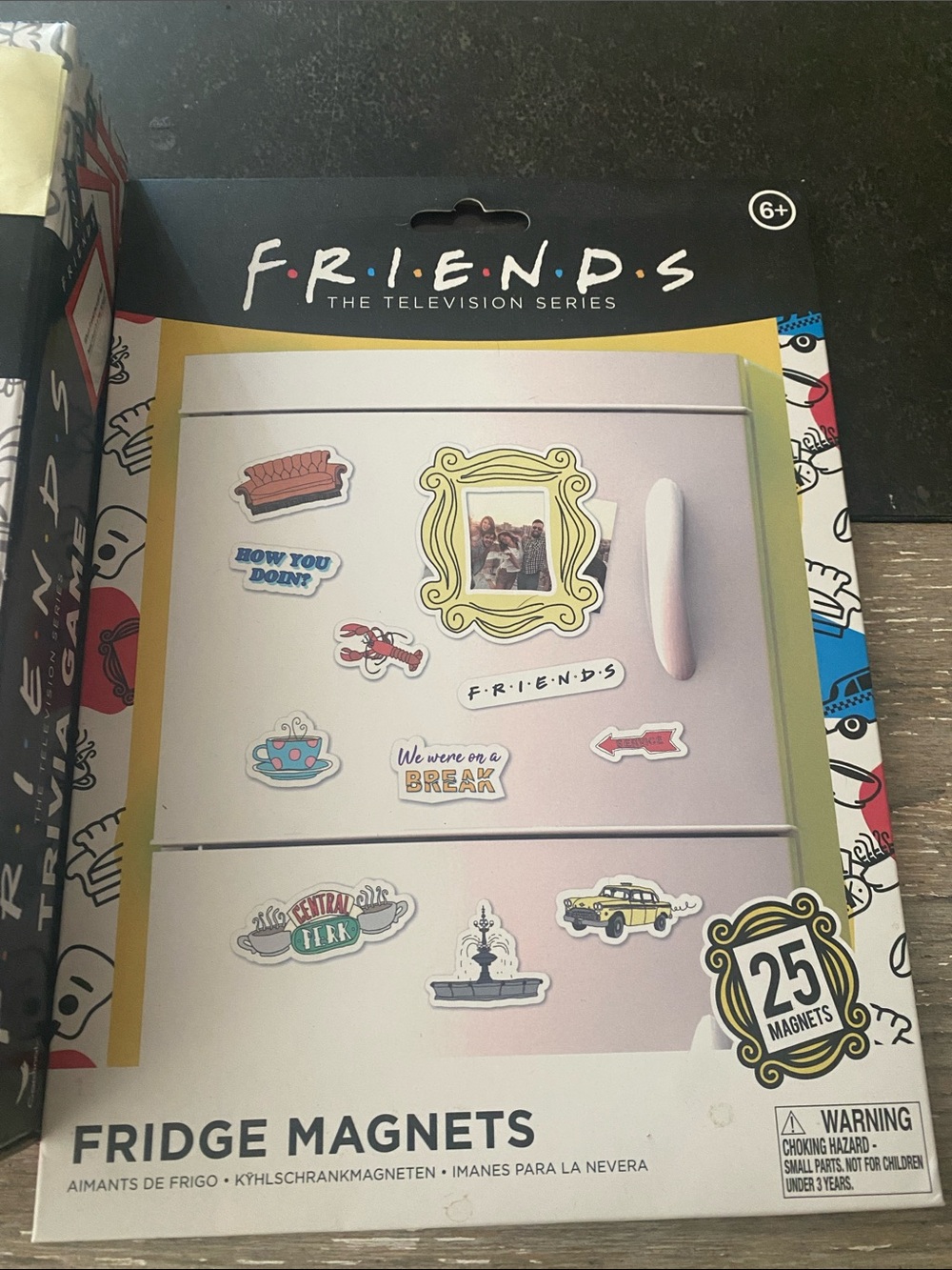 Friends Trivia Game Set - Picture 2 of 3